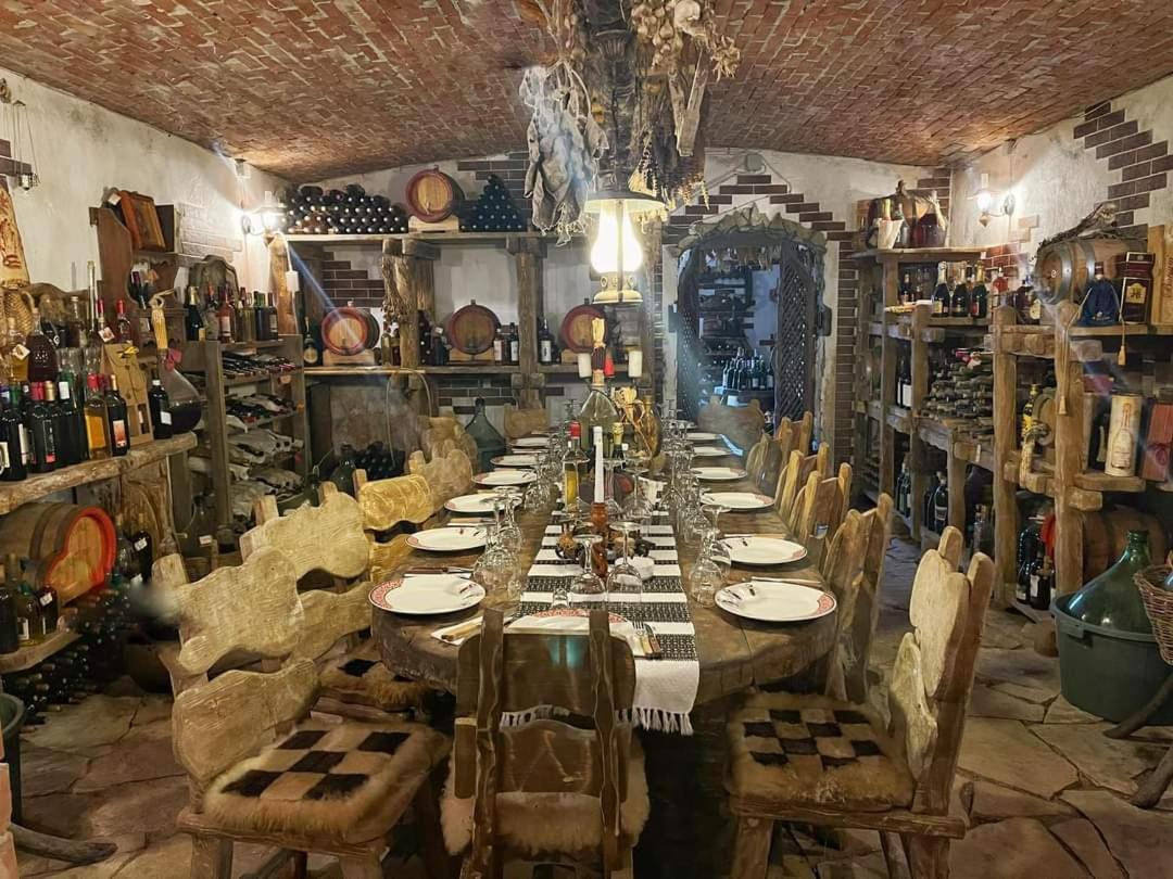 Готель Casa Baciu Фунду-Молдовей Екстер'єр фото