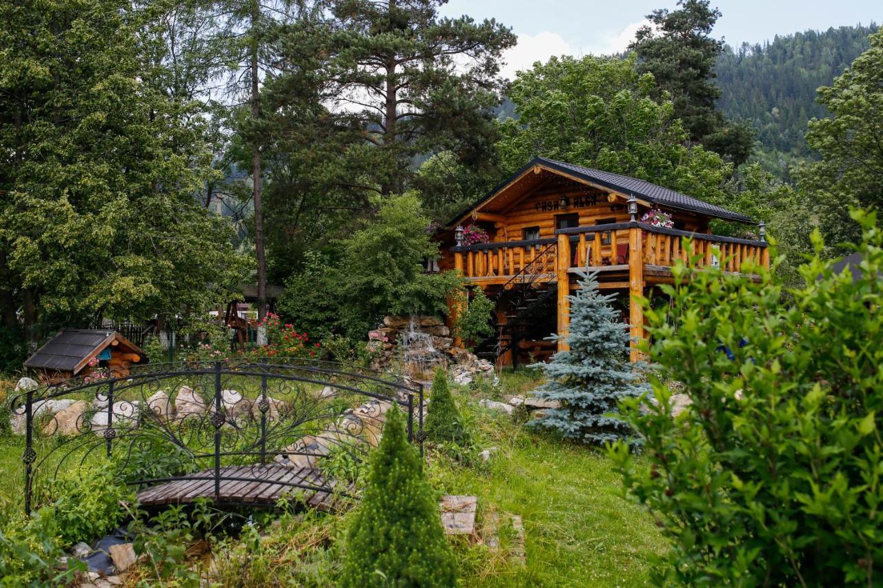 Готель Casa Baciu Фунду-Молдовей Екстер'єр фото