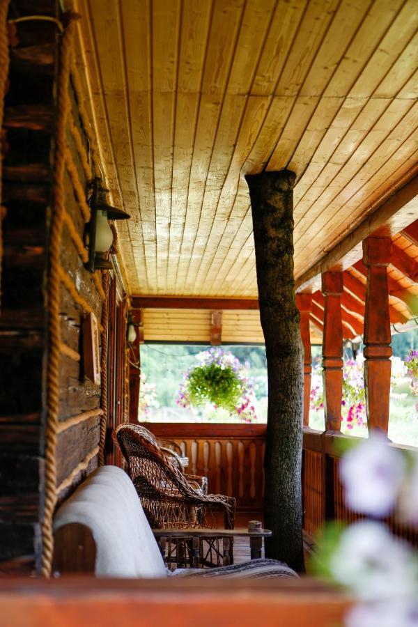 Готель Casa Baciu Фунду-Молдовей Екстер'єр фото